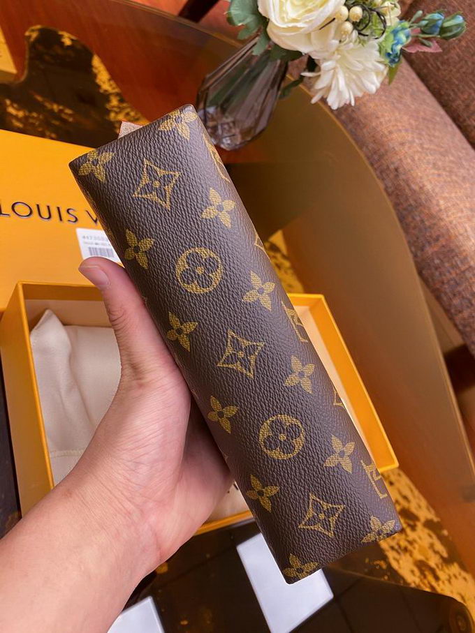 Louis Vuitton Beauty Bag ID:20230215-47